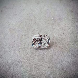 Διαμάντι κοπής cushion